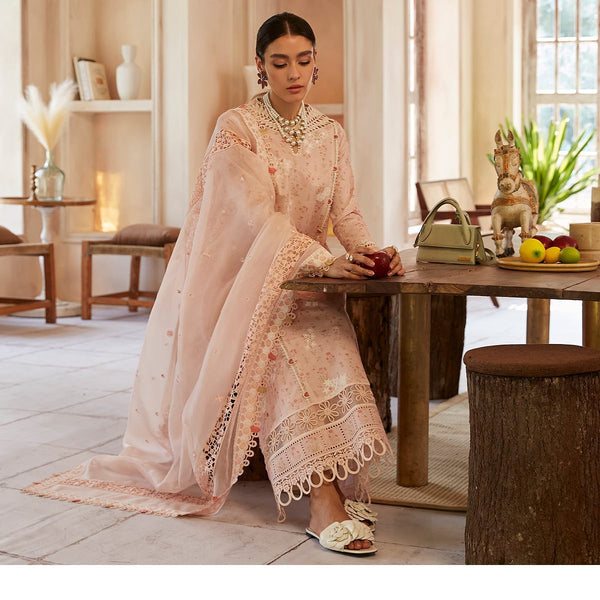 Suffuse Pret 2022, Luxury Casual Pakistani Designer Suits - Endearingly Intricate & Delicate Styles for Sophisticated Women.