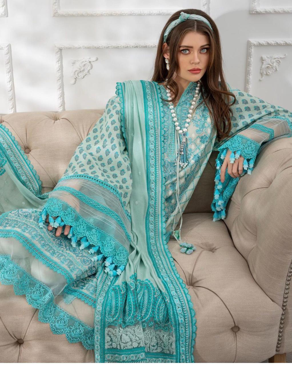 Sobia Nazir luxury lawn 2021 Collection online UK