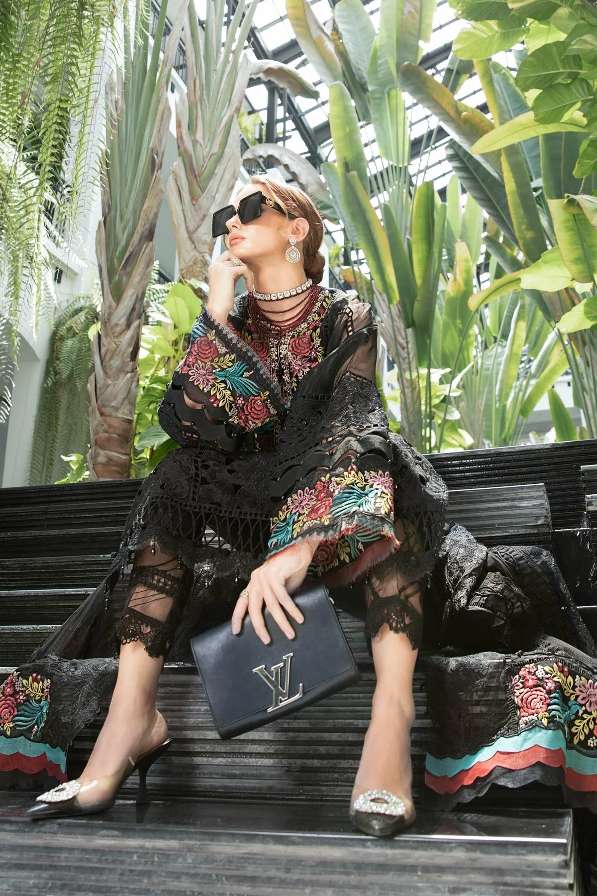 MARIA B | LUXURY LAWN 2023 | LEBAASONLINE