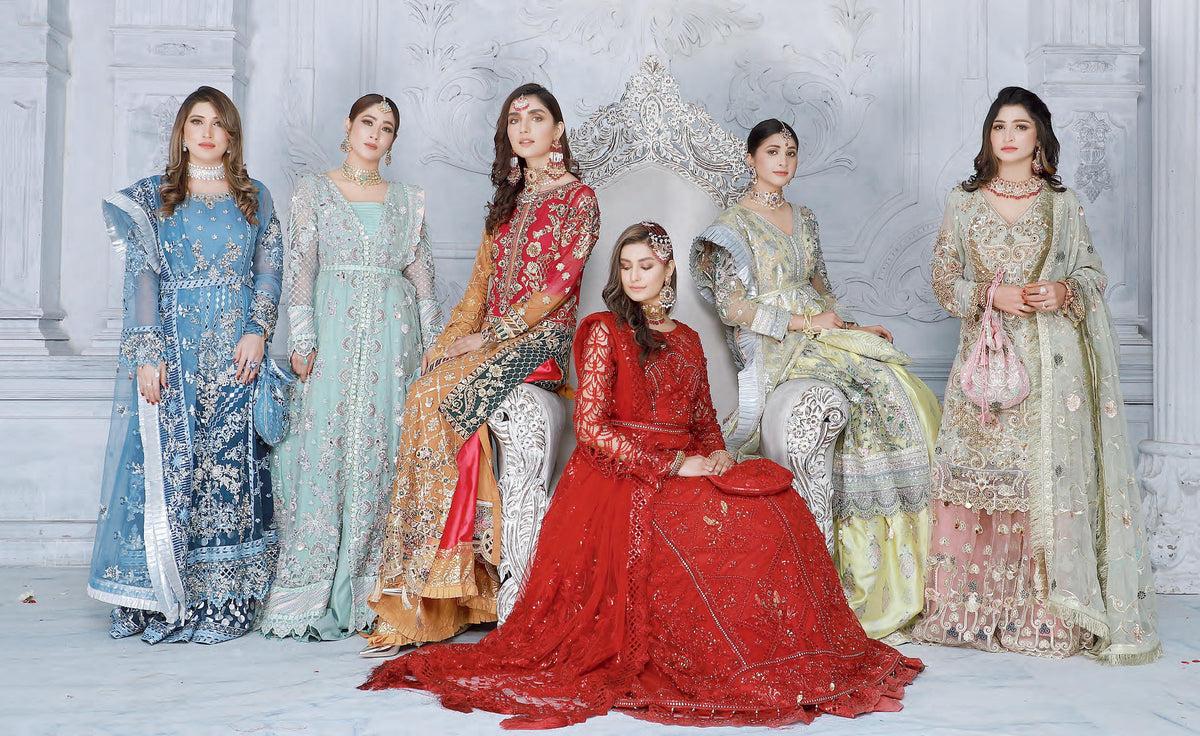 Shop now EMAAN ADEEL - MAHERMAH 2021 at www.LebaasOnline.co.uk 