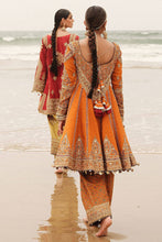 Load image into Gallery viewer, MOHSIN NAVEED RANJHA | GEHRAIYAAN; SHAADI COLLECTION is exclusively available @ lebasonline. We have express shipping of Pakistani Wedding dresses 2023. The Pakistani Suits UK is available in customized at doorstep in UK, USA, Germany, France, Belgium, UAE, Dubai from lebaasonline in SALE price ! 