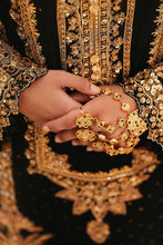 Load image into Gallery viewer, MOHSIN NAVEED RANJHA | GEHRAIYAAN; SHAADI COLLECTION is exclusively available @ lebasonline. We have express shipping of Pakistani Wedding dresses 2023. The Pakistani Suits UK is available in customized at doorstep in UK, USA, Germany, France, Belgium, UAE, Dubai from lebaasonline in SALE price ! 