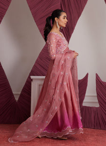 FARAH TALIB AZIZ | LUNA EID '25 Pakistani designer suits is available @lebaasonline. We have various Pakistani Bridal dresses online available in brands such as Mari B, Imrozia, Suffuse pret 2025 is best for evening/party wear. Get express shipping in UK, USA, France, Belgium from Lebaasonline in Pakistani SALE