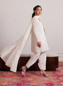 FARAH TALIB AZIZ | LUNA EID '25 Pakistani designer suits is available @lebaasonline. We have various Pakistani Bridal dresses online available in brands such as Mari B, Imrozia, Suffuse pret 2025 is best for evening/party wear. Get express shipping in UK, USA, France, Belgium from Lebaasonline in Pakistani SALE