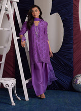 Load image into Gallery viewer, FARAH TALIB AZIZ | LUNA EID &#39;25 Pakistani designer suits is available @lebaasonline. We have various Pakistani Bridal dresses online available in brands such as Mari B, Imrozia, Suffuse pret 2025 is best for evening/party wear. Get express shipping in UK, USA, France, Belgium from Lebaasonline in Pakistani SALE
