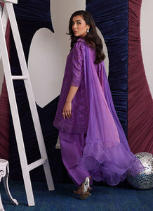 FARAH TALIB AZIZ | LUNA EID '25 Pakistani designer suits is available @lebaasonline. We have various Pakistani Bridal dresses online available in brands such as Mari B, Imrozia, Suffuse pret 2025 is best for evening/party wear. Get express shipping in UK, USA, France, Belgium from Lebaasonline in Pakistani SALE