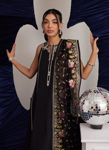 FARAH TALIB AZIZ | LUNA EID '25 Pakistani designer suits is available @lebaasonline. We have various Pakistani Bridal dresses online available in brands such as Mari B, Imrozia, Suffuse pret 2025 is best for evening/party wear. Get express shipping in UK, USA, France, Belgium from Lebaasonline in Pakistani SALE