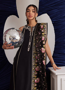 FARAH TALIB AZIZ | LUNA EID '25 Pakistani designer suits is available @lebaasonline. We have various Pakistani Bridal dresses online available in brands such as Mari B, Imrozia, Suffuse pret 2025 is best for evening/party wear. Get express shipping in UK, USA, France, Belgium from Lebaasonline in Pakistani SALE