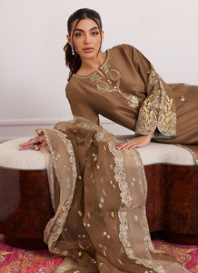 FARAH TALIB AZIZ | LUNA EID '25 Pakistani designer suits is available @lebaasonline. We have various Pakistani Bridal dresses online available in brands such as Mari B, Imrozia, Suffuse pret 2025 is best for evening/party wear. Get express shipping in UK, USA, France, Belgium from Lebaasonline in Pakistani SALE
