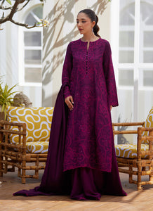 FARAH TALIB AZIZ | TARA LUXE II '25 Pakistani designer suits is available @lebaasonline. We have various Pakistani Bridal dresses online available in brands such as Mari B, Imrozia, Suffuse pret 2025 is best for evening/party wear. Get express shipping in UK, USA, France, Belgium from Lebaasonline in Pakistani SALE