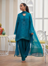Load image into Gallery viewer, FARAH TALIB AZIZ | TARA LUXE II &#39;25 Pakistani designer suits is available @lebaasonline. We have various Pakistani Bridal dresses online available in brands such as Mari B, Imrozia, Suffuse pret 2025 is best for evening/party wear. Get express shipping in UK, USA, France, Belgium from Lebaasonline in Pakistani SALE