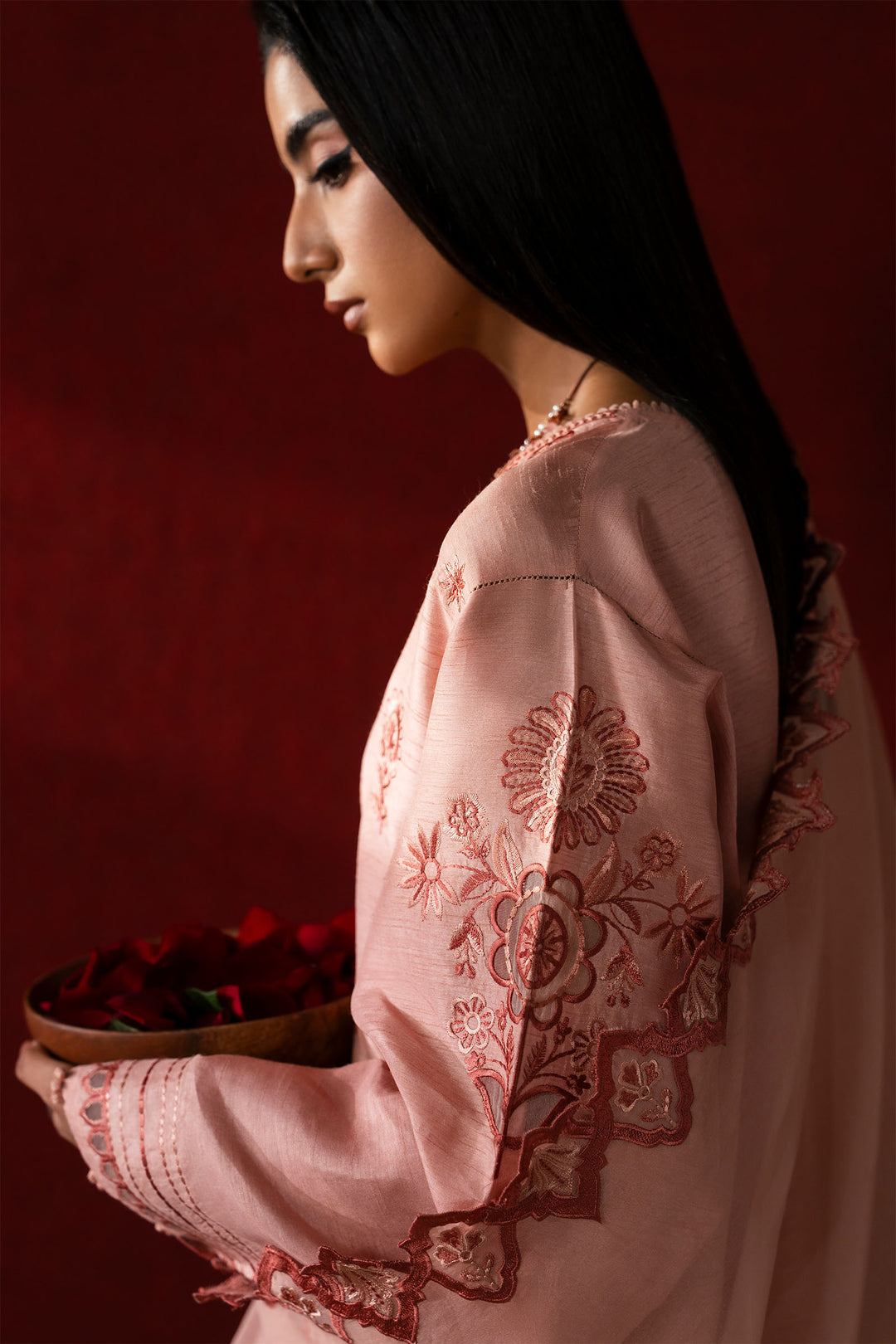 Buy ZAHA | SERAE SILK '25 Online Pakistani designer dresses at Great Price! Available For Next Day Delivery in UK, France & Germany. Zaha dresses created by Khadija Shah from Pakistan & for SALE in the UK, USA, Manchester & London. Book now ready to wear & unstitched at Lebaasonline.