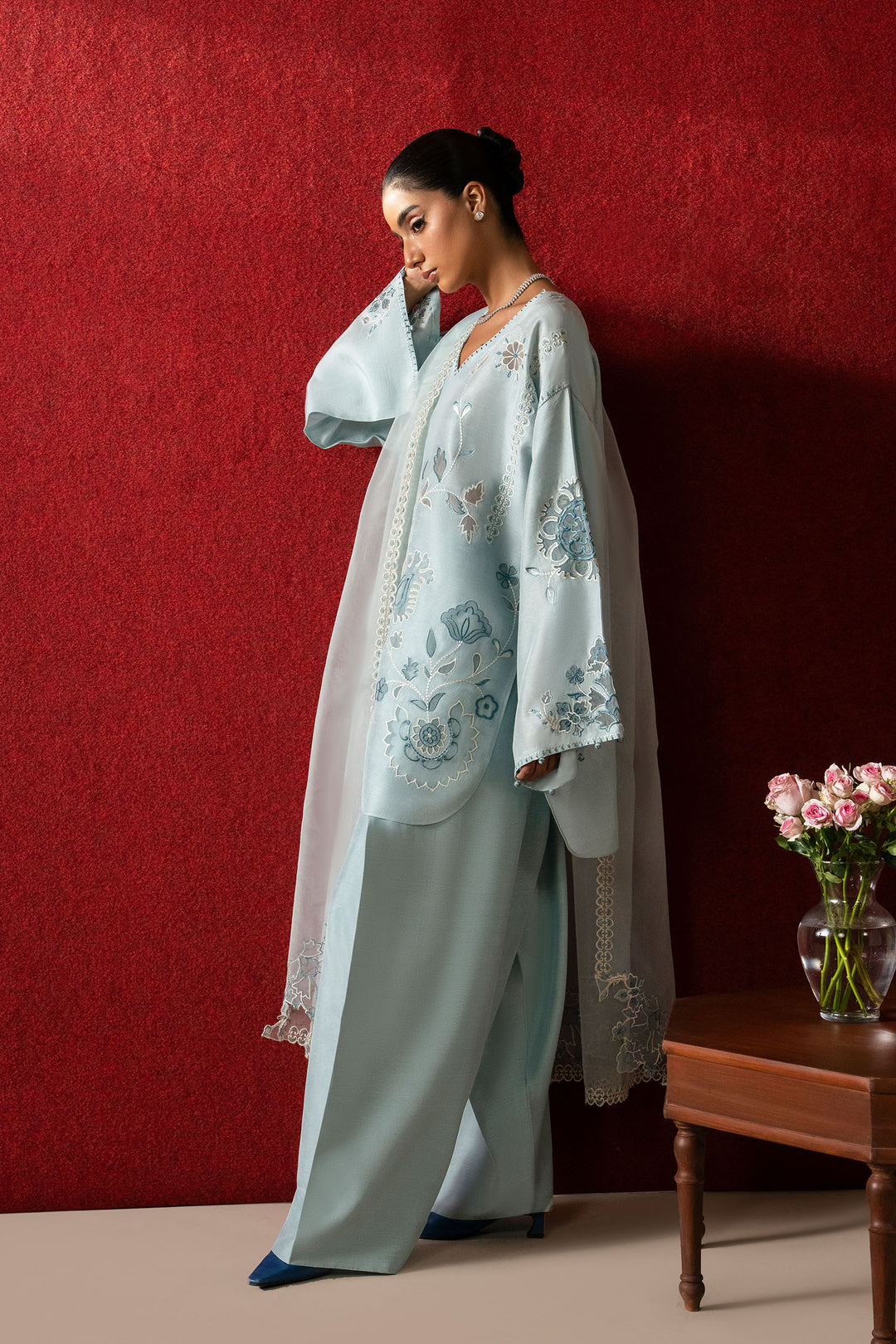 Buy ZAHA | SERAE SILK '25 Online Pakistani designer dresses at Great Price! Available For Next Day Delivery in UK, France & Germany. Zaha dresses created by Khadija Shah from Pakistan & for SALE in the UK, USA, Manchester & London. Book now ready to wear & unstitched at Lebaasonline.