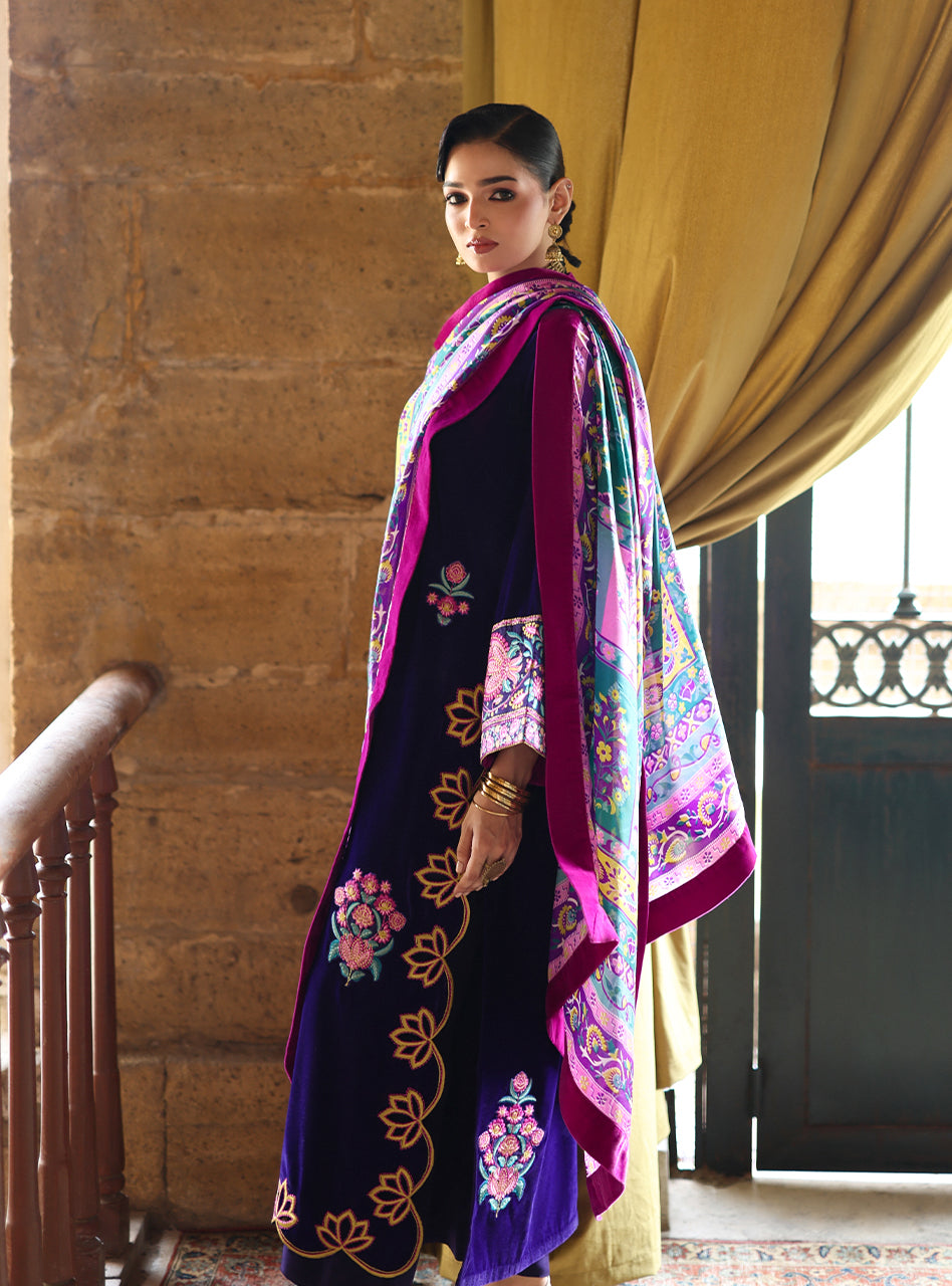 ZAINAB CHOTTANI VELURA VELVET EDIT '25 Velvet salwar kameez UK, Embroidered Collection at our Pakistani Designer Dresses Online Boutique. Pakistani Clothes Online UK- SALE, Zainab Chottani Wedding Suits, Luxury Lawn & Bridal Wear & Ready Made Suits for Pakistani Party Wear UK on Discount Price