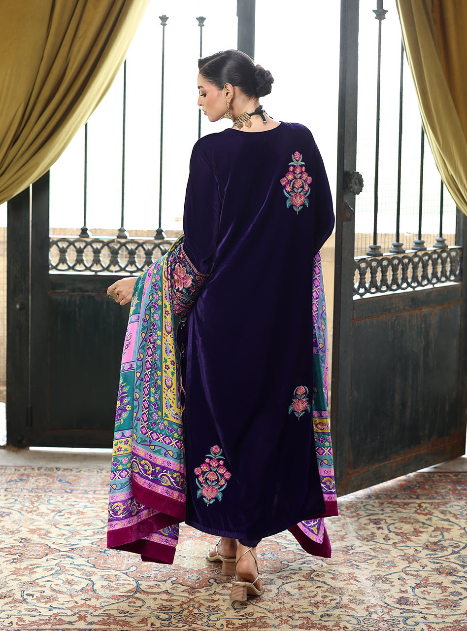 ZAINAB CHOTTANI VELURA VELVET EDIT '25 Velvet salwar kameez UK, Embroidered Collection at our Pakistani Designer Dresses Online Boutique. Pakistani Clothes Online UK- SALE, Zainab Chottani Wedding Suits, Luxury Lawn & Bridal Wear & Ready Made Suits for Pakistani Party Wear UK on Discount Price