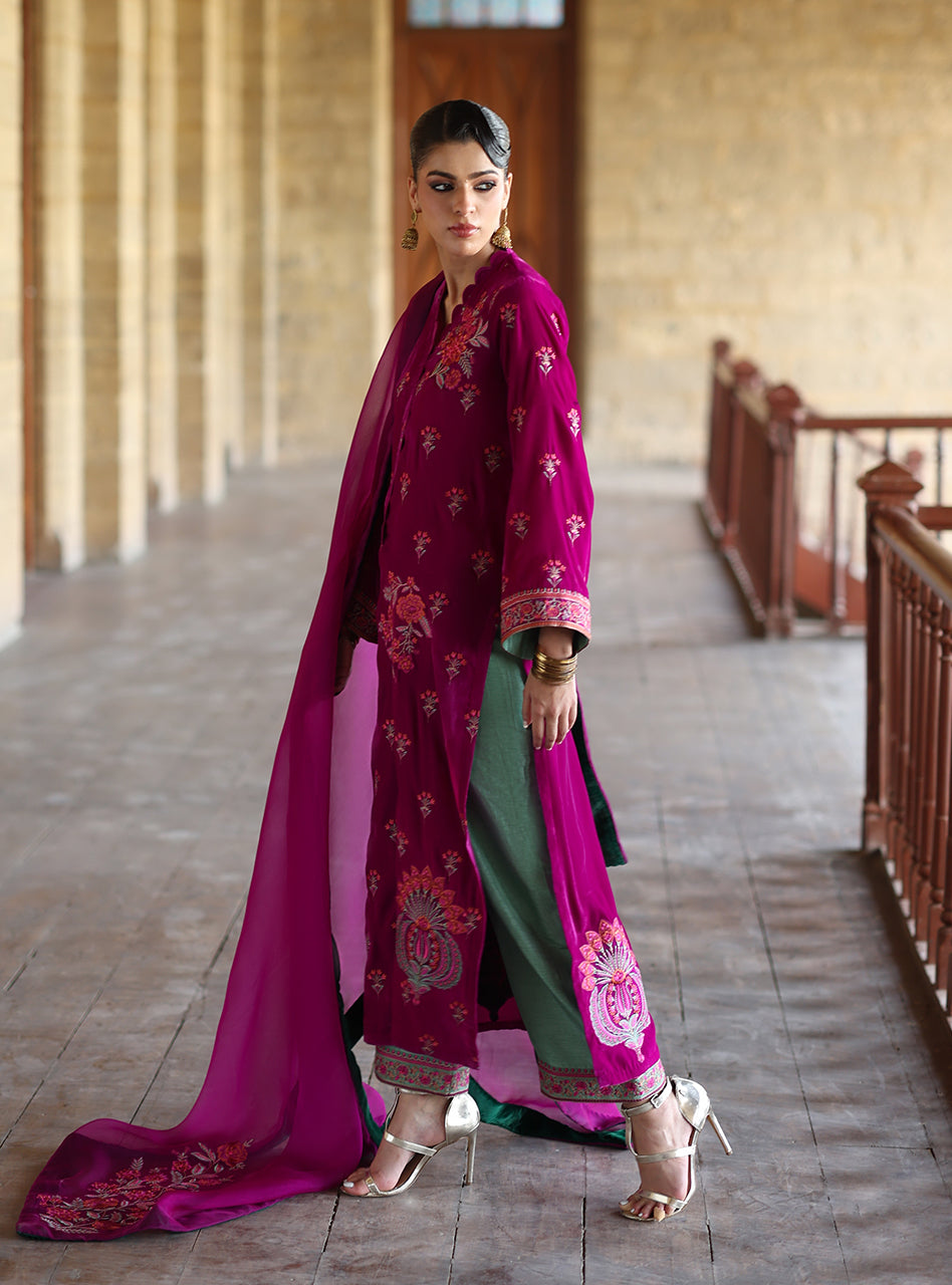 ZAINAB CHOTTANI VELURA VELVET EDIT '25 Velvet salwar kameez UK, Embroidered Collection at our Pakistani Designer Dresses Online Boutique. Pakistani Clothes Online UK- SALE, Zainab Chottani Wedding Suits, Luxury Lawn & Bridal Wear & Ready Made Suits for Pakistani Party Wear UK on Discount Price