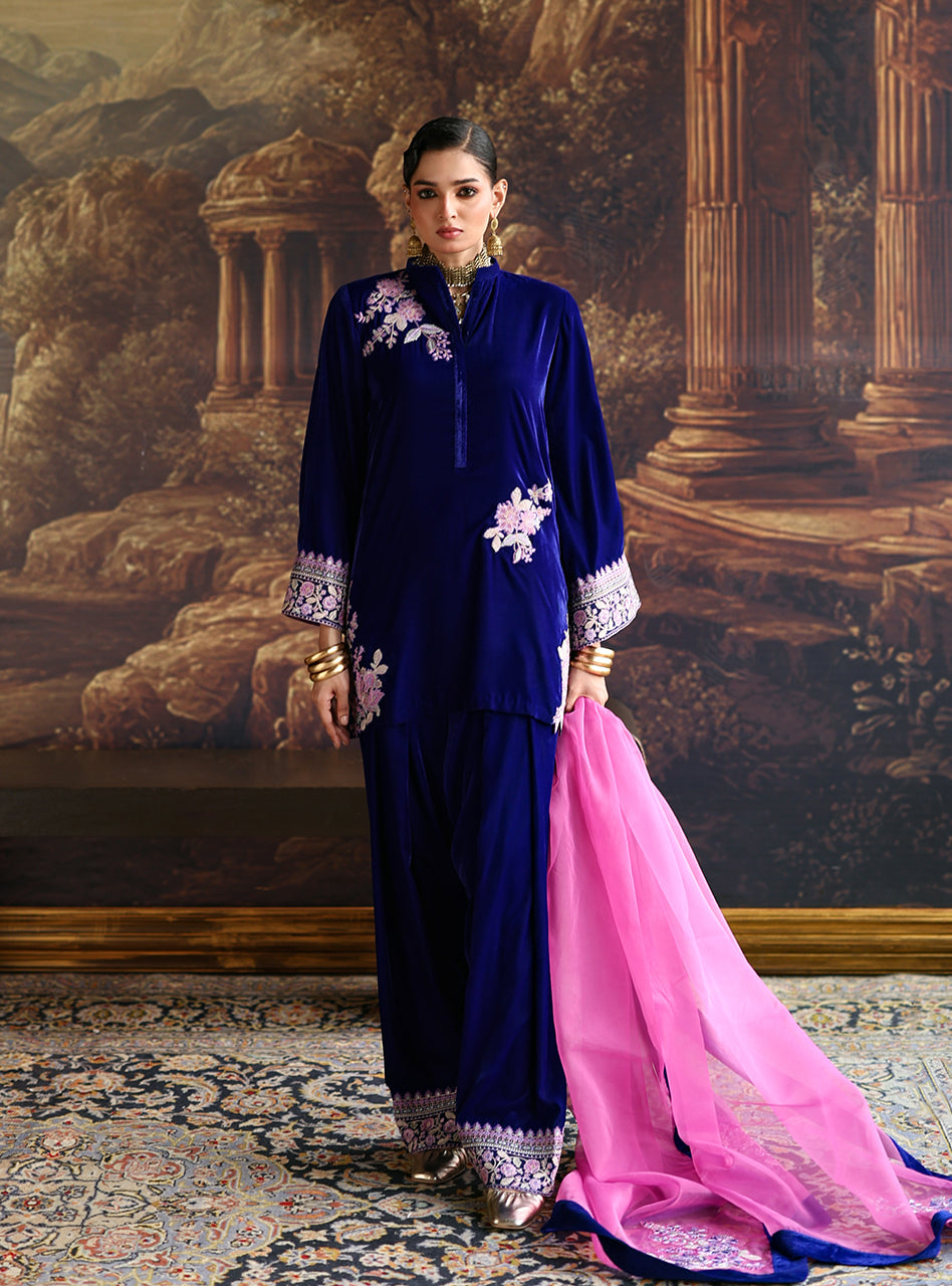 ZAINAB CHOTTANI VELURA VELVET EDIT '25 Velvet salwar kameez UK, Embroidered Collection at our Pakistani Designer Dresses Online Boutique. Pakistani Clothes Online UK- SALE, Zainab Chottani Wedding Suits, Luxury Lawn & Bridal Wear & Ready Made Suits for Pakistani Party Wear UK on Discount Price