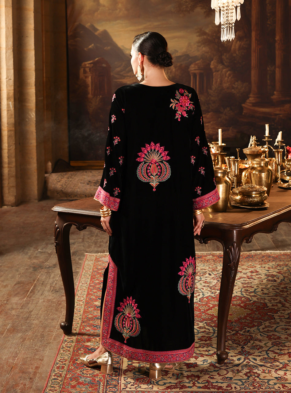 ZAINAB CHOTTANI VELURA VELVET EDIT '25 Velvet salwar kameez UK, Embroidered Collection at our Pakistani Designer Dresses Online Boutique. Pakistani Clothes Online UK- SALE, Zainab Chottani Wedding Suits, Luxury Lawn & Bridal Wear & Ready Made Suits for Pakistani Party Wear UK on Discount Price