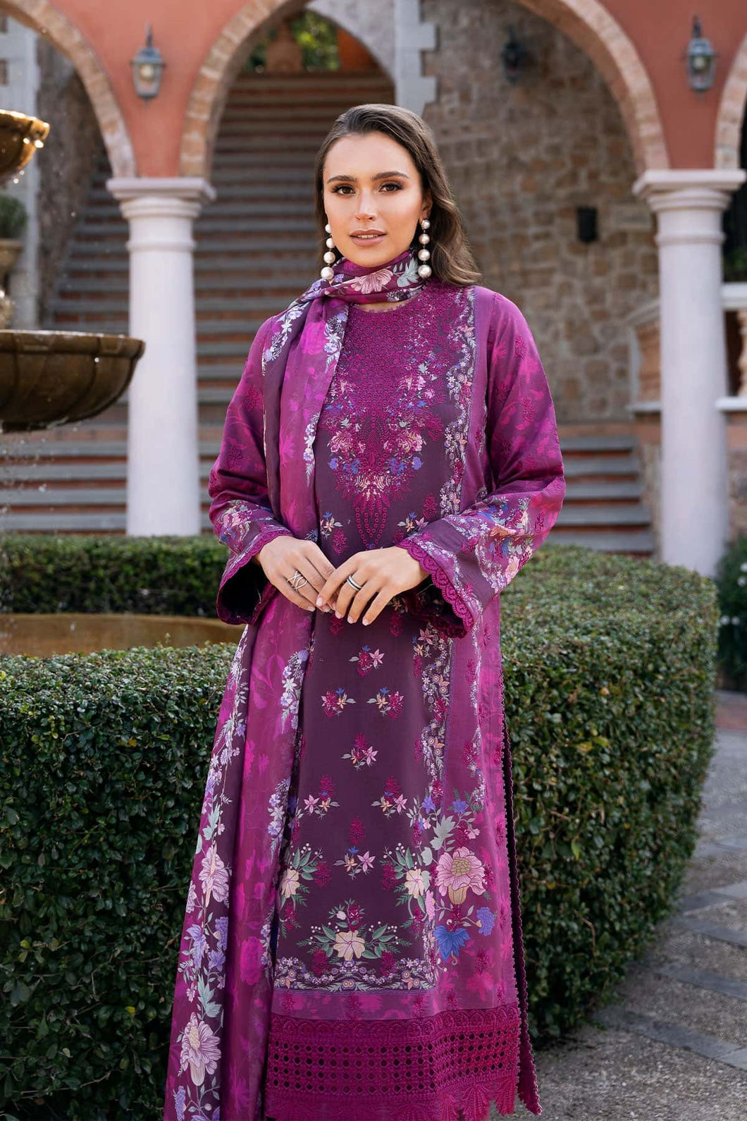 Buy Afrozeh | Damask the holiday edit'25  exclusive collection of Afrozeh | Meharbano WEDDING COLLECTION 2025 from our website. We have various PAKISTANI DRESSES ONLINE IN UK,Afrozeh . Get your unstitched or customized PAKISATNI BOUTIQUE IN UK, USA, FRACE , QATAR, DUBAI from Lebaasonline @SALE