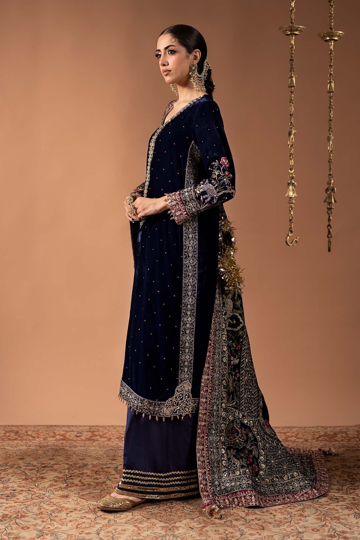 Maria B Winter Collection 2026 blue embroidered velvet 3 piece suit