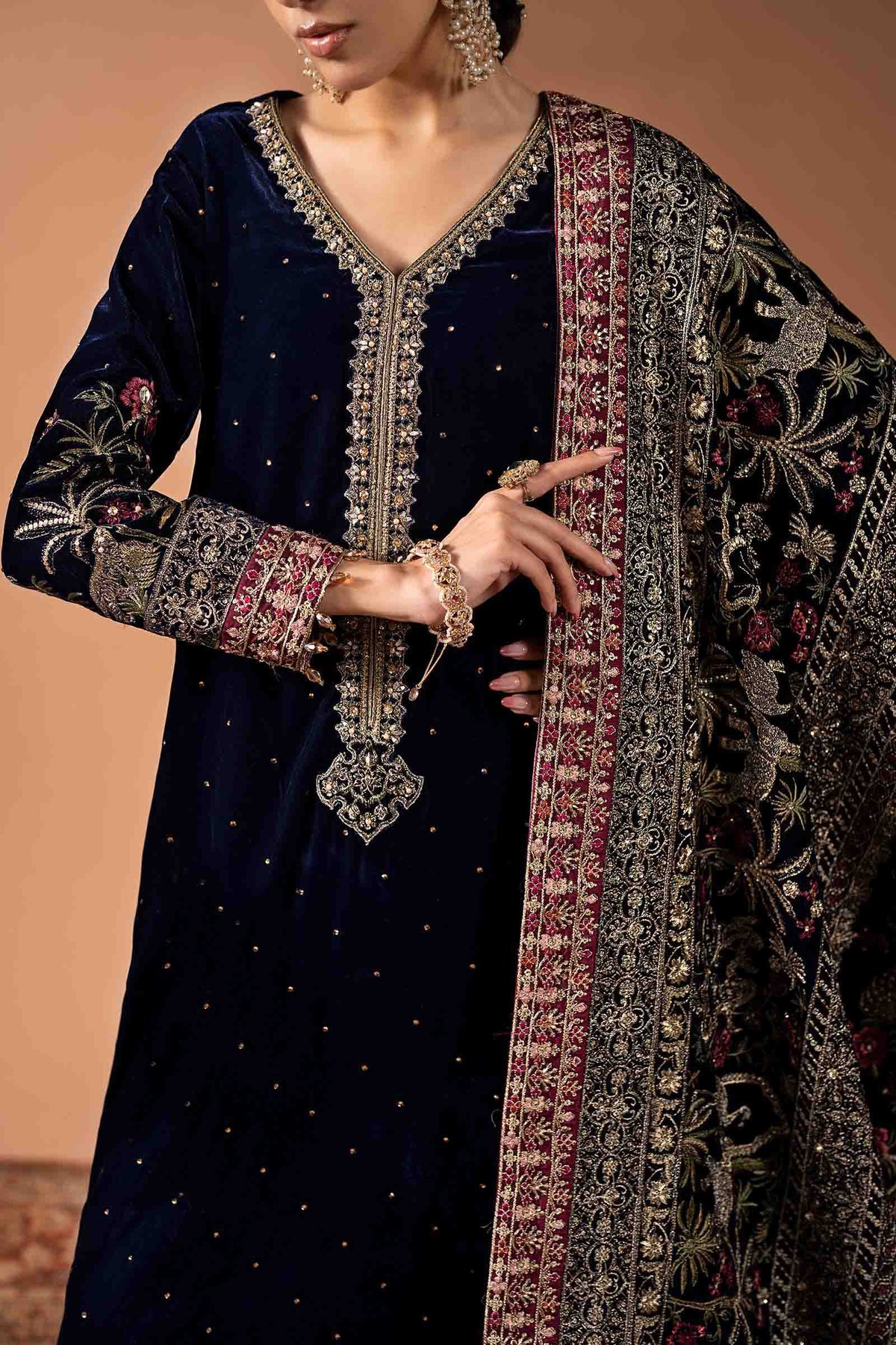 Maria B blue embroidered velvet dupatta with tassel border