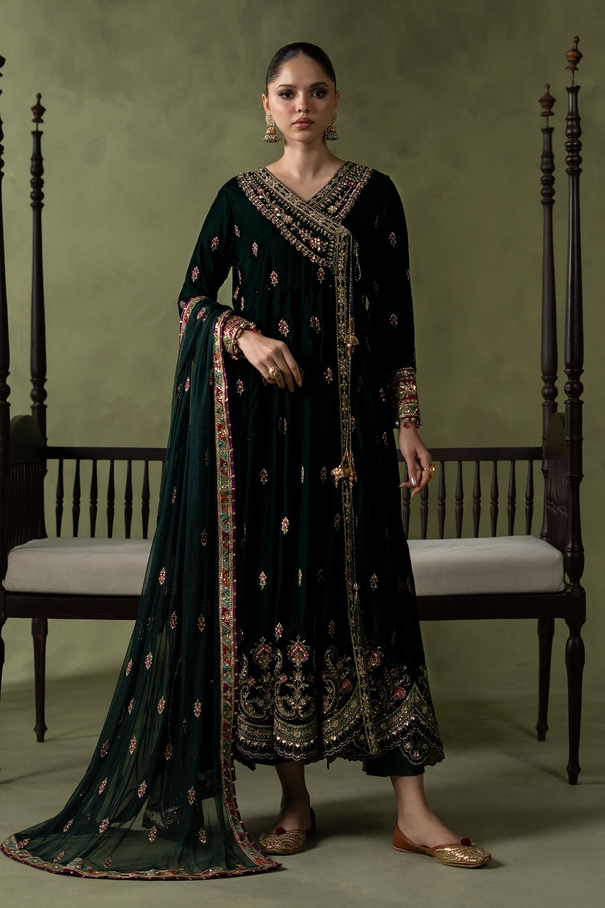 Maria B Winter Collection 2026 green embroidered velvet 3 piece suit