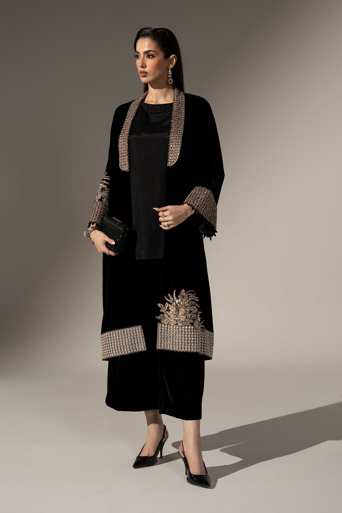 Maria B Winter Collection 2026 black embroidered velvet 3 piece suit