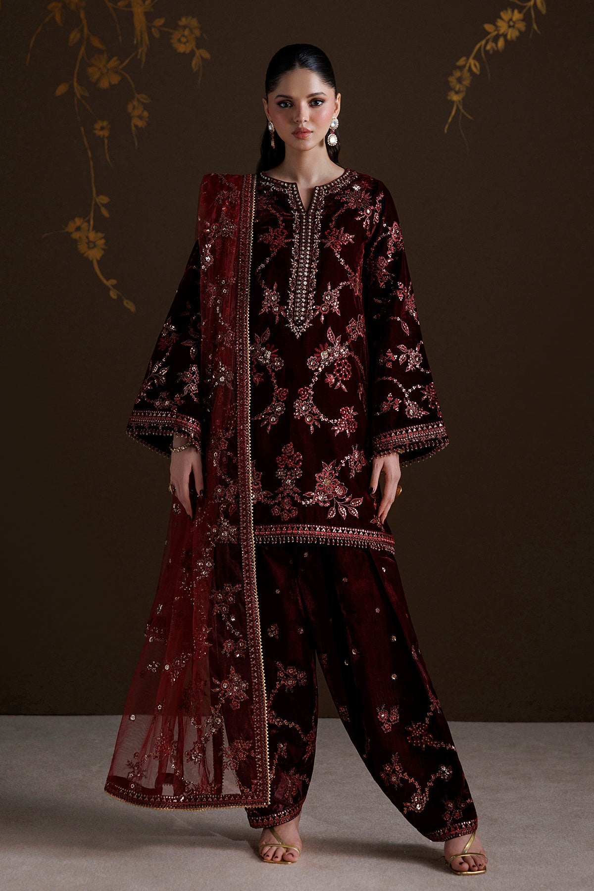 Baroque Collection'26 | EMBROIDERED VELVET UF-4550