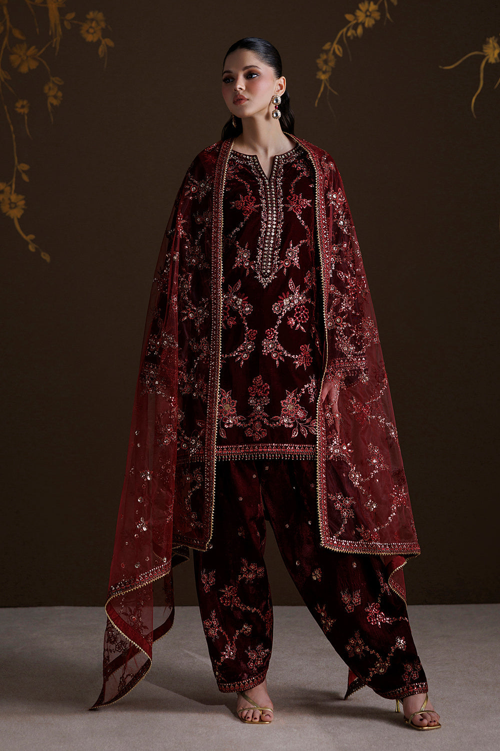 Baroque Collection'26 | EMBROIDERED VELVET UF-4550