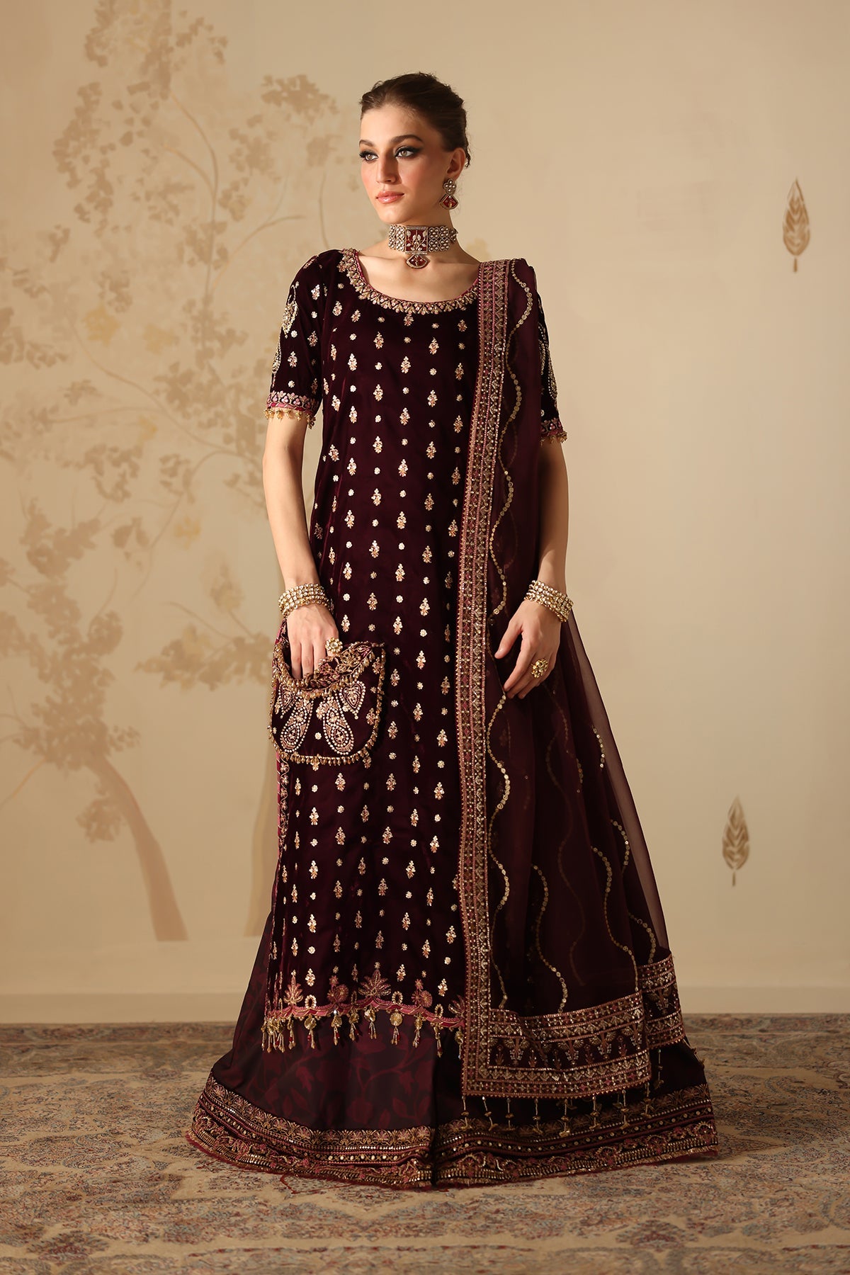 Baroque Collection'26 | EMBROIDERED VELVET UF-4313