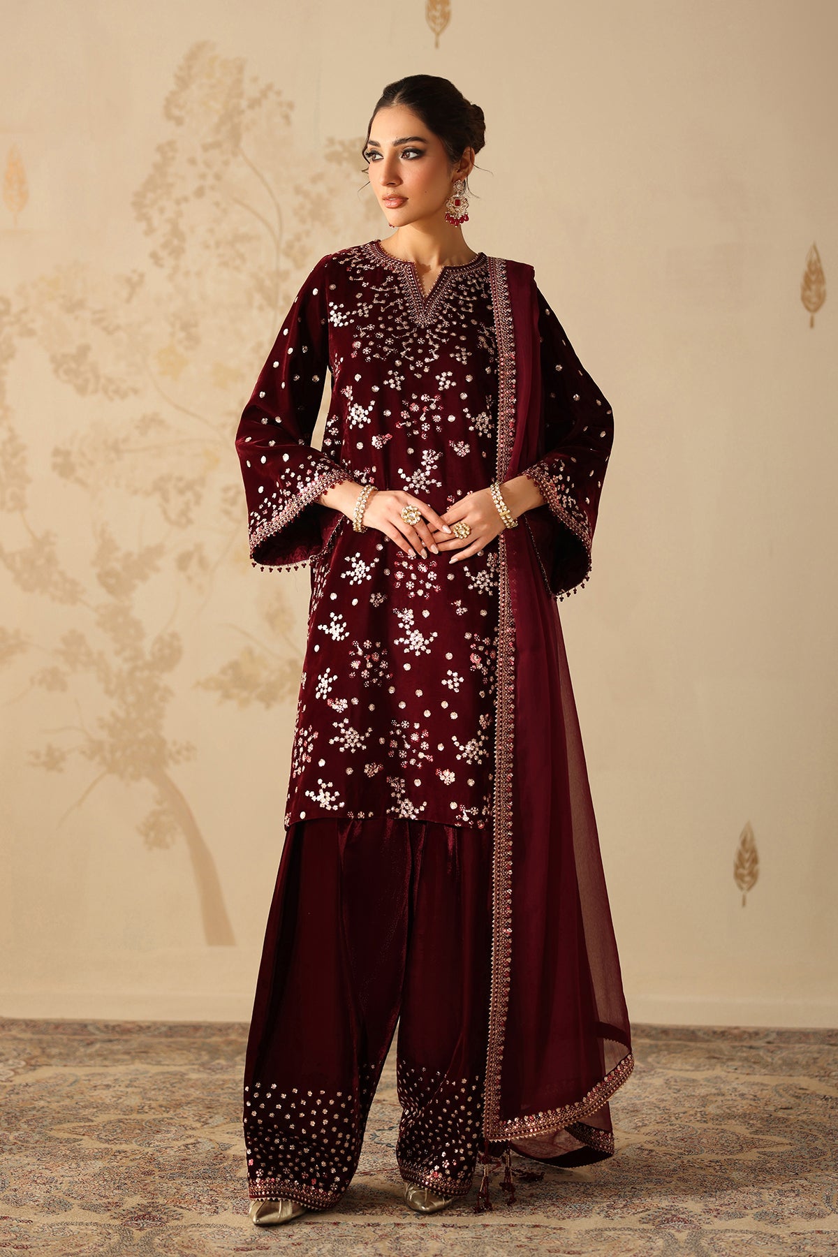 Baroque Collection'26 embroidered velvet unstitched Pakistani suit UF-4315