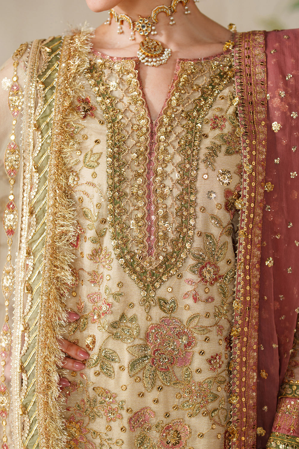 Buy Baroque Chantelle 2025 Chiffon from Lebaasonline Pakistani Clothes Stockist in UK @ best price- SALE ! Shop Baroque Chantelle ‘25, Baroque PK Summer Suits, Pakistani Clothes Online UK for Wedding, Party & Bridal Wear. Indian & Pakistani Summer Dresses by BAROQUE in the UK & USA at LebaasOnline.