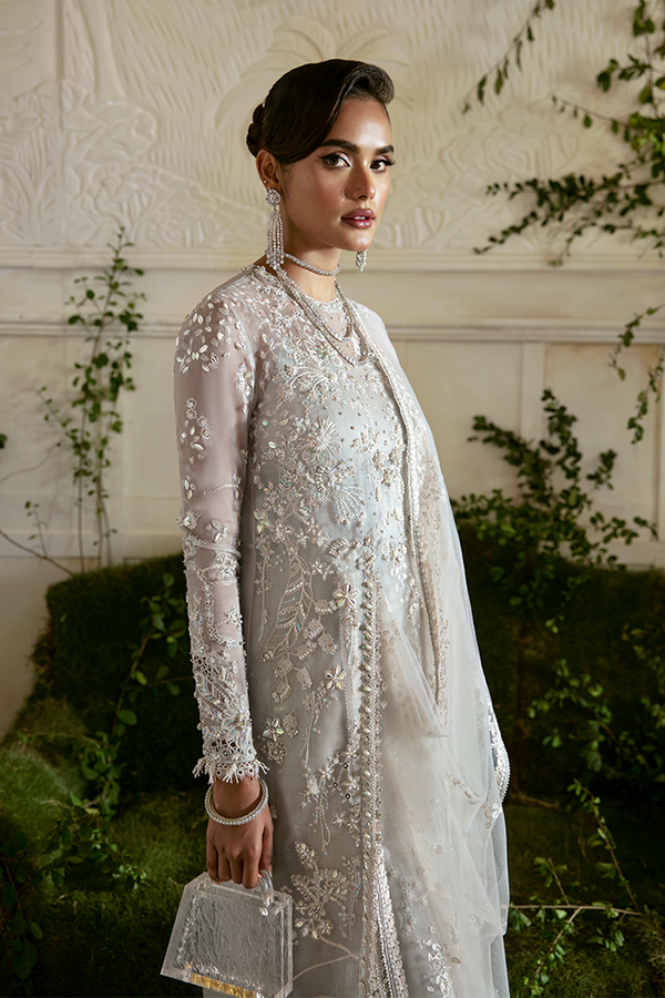 SUFFUSE | FREESHIA RTW '23 Suffuse by Sana Yasir Luxury Wedding Pakistani fashion brand with signature floral patterns, intricate aesthetics and glittering embellishments. Shop Now Suffuse Casual Pret, Suffuse Luxury Collection & Bridal Dresses 23 from www.lebaasonline.co.uk on discount price-SALE!