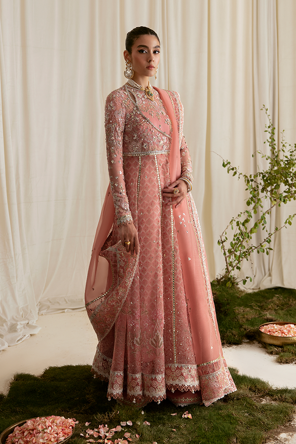 SUFFUSE | FREESHIA RTW '23 Suffuse by Sana Yasir Luxury Wedding Pakistani fashion brand with signature floral patterns, intricate aesthetics and glittering embellishments. Shop Now Suffuse Casual Pret, Suffuse Luxury Collection & Bridal Dresses 23 from www.lebaasonline.co.uk on discount price-SALE!