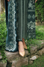 Load image into Gallery viewer, Buy QALAMKAR Q-LINEKARI &#39;24  linen Dress This winter wedding can be beautifully flaunted with our Qalamkar Collection. We have other Pakistani dress IN USA of Maria B Sana Safinaz PAKISTANI BRIDAL DRESS We can deliver unstitched/customized dresses like PAKISTANI BOUTIQUE DRESSES in UK USA from Lebaasonline