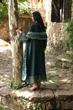 Load image into Gallery viewer, Buy QALAMKAR Q-LINEKARI &#39;24  linen Dress This winter wedding can be beautifully flaunted with our Qalamkar Collection. We have other Pakistani dress IN USA of Maria B Sana Safinaz PAKISTANI BRIDAL DRESS We can deliver unstitched/customized dresses like PAKISTANI BOUTIQUE DRESSES in UK USA from Lebaasonline