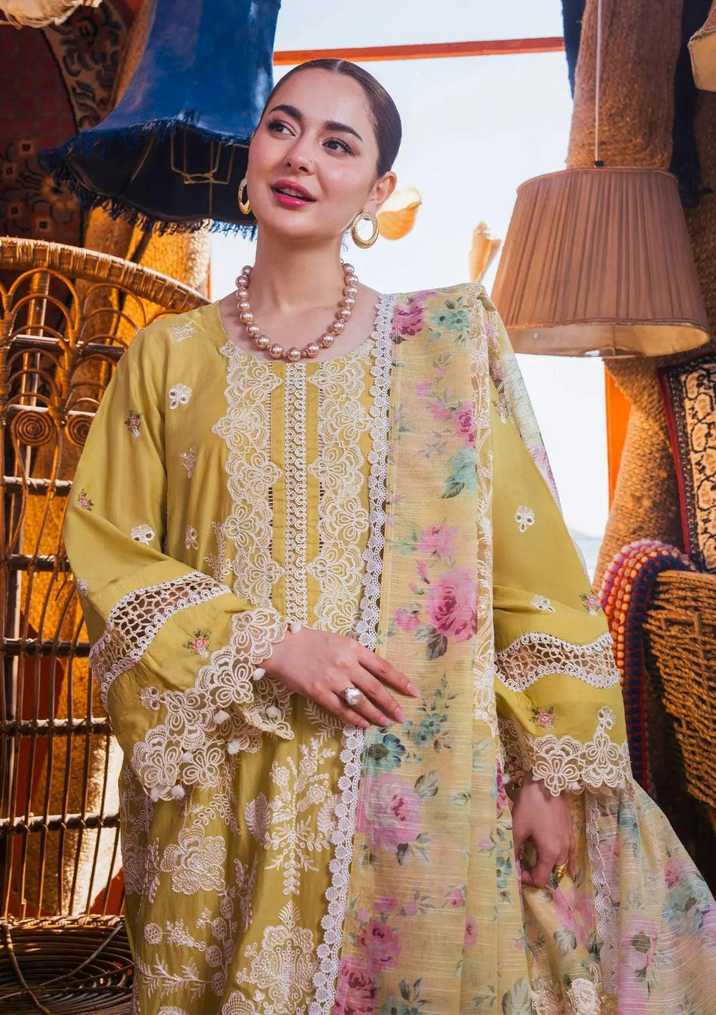 ELAF | HAI KUCH" FESTIVE LAWN 2024 | EHK-02B Nargis - LebaasOnline 
