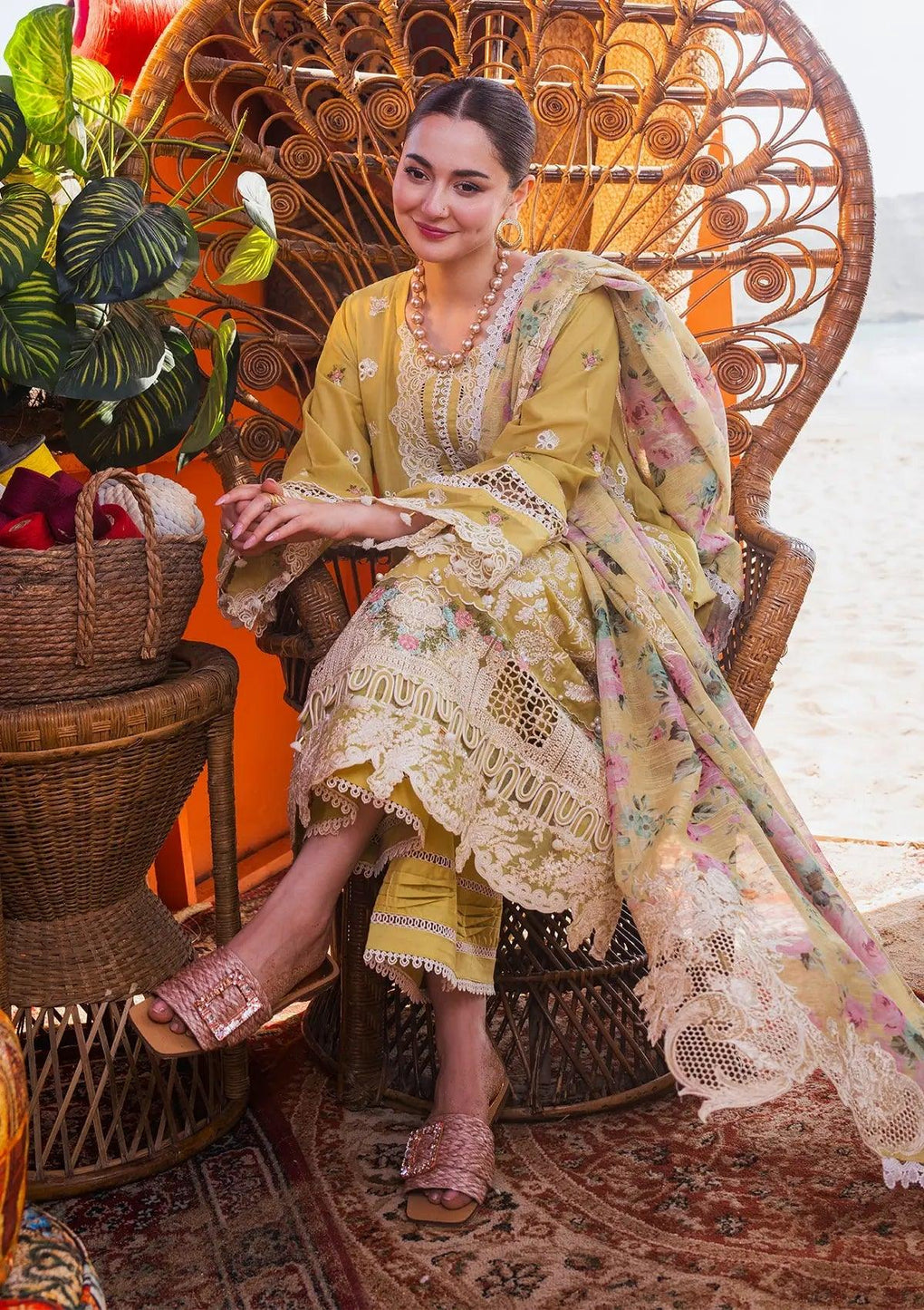 ELAF | HAI KUCH" FESTIVE LAWN 2024 | EHK-02B Nargis - LebaasOnline 