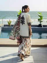 Load image into Gallery viewer, ZAINAB CHOTTANI | TAHRA LAWN &#39;25 salwar kameez UK, Embroidered Collection at our Pakistani Designer Dresses Online Boutique. Pakistani Clothes Online UK- SALE, Zainab Chottani Wedding Suits, Luxury Lawn &amp; Bridal Wear &amp; Ready Made Suits for Pakistani Party Wear UK on Discount Price on Lebaasonline.