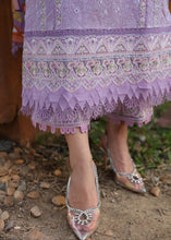 Load image into Gallery viewer, KANWAL MALIK | SAREEN Embroidered LAWN 2024 Collection Buy KANWAL MALIK ZAIRA 2024 PAKISTANI DESIGNER CLOTHES in the UK USA on SALE Price @lebaasonline. We stock Sobia Naizer, Asim Jofa, MARIA B M PRINT Sana Safinaz Luxury Stitched/customized with express shipping worldwide including France, UK, USA Belgium