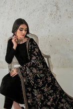 Load image into Gallery viewer, Buy BAROQUE | EMBROIDERED VELVET SHAWL 2023, Pakistani Designer Shawl with discount code and sale price. Shop Pakistani Clothes Online UK- BAROQUE Chiffon for Wedding, Luxury Lawn 2023 Embroidered Chiffon, Velvet Suits, Winter dresses &amp; Bridal Wear &amp; Ready Made Suits for Pakistani Party Wear UK and USA at LebaasOnline.