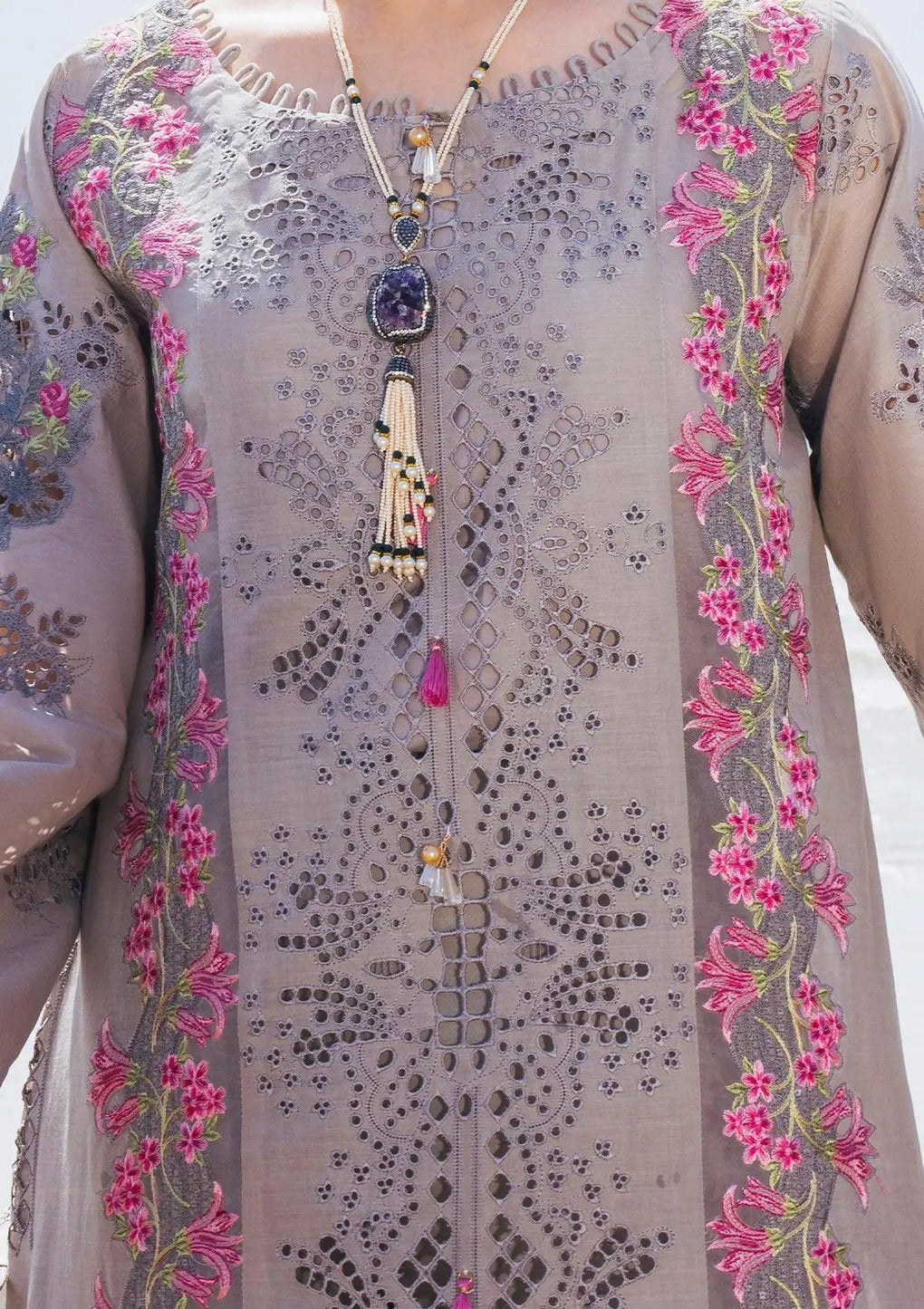 ELAF | HAI KUCH" FESTIVE LAWN 2024 | EHK-04 Alyaanah - LebaasOnline 