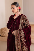 Load image into Gallery viewer, Buy BAROQUE | EMBROIDERED VELVET SHAWL 2023, Pakistani Designer Shawl with discount code and sale price. Shop Pakistani Clothes Online UK- BAROQUE Chiffon for Wedding, Luxury Lawn 2023 Embroidered Chiffon, Velvet Suits, Winter dresses &amp; Bridal Wear &amp; Ready Made Suits for Pakistani Party Wear UK and USA at LebaasOnline.