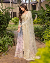 Load image into Gallery viewer, Buy New Faiza Saqlain | Zinnia Luxury Lawn 2025 !!! DESIGNER BRAND BIG SANA SAFINAZ, ASIM JOFA, MARYUM N MARIA HUGE DISCOUNT!! WEB-STORE CLEARANCE, SALE 2024 GIVEAWAYS , BOXING DAY SALE, NEW YEARS SALE 2025!! CHRISTMAS SALE, END OF YEAR SALE, LEBAASONLINE 