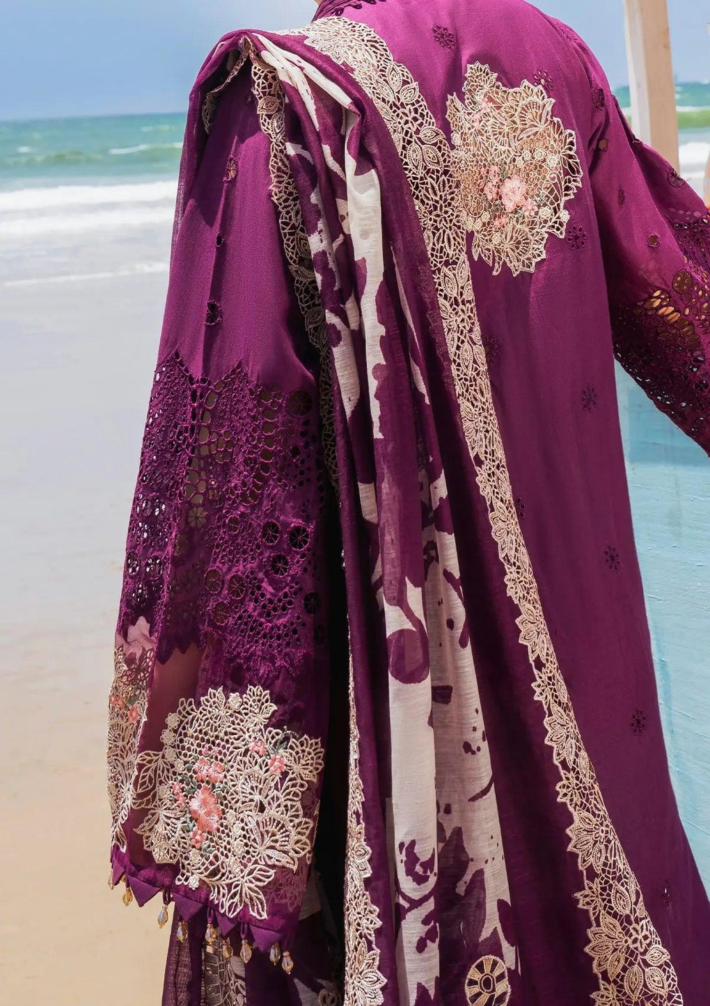 ELAF | HAI KUCH" FESTIVE LAWN 2024 | EHK-06 Hania - LebaasOnline 