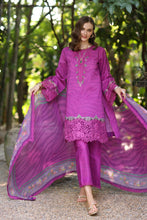 Load image into Gallery viewer, Buy Noor Eid Luxe Printkari&#39;25 by Saadia Asad Lawn Suit from Lebaasonline Largest Pakistani Clothes Stockist in the UK Shop Noor Pakistani Lawn 2025 EID COLLECTION IMROZIA COLLECTION 2025 MUZLIN EID COLLECTION &#39;24 ONLINE UK for Wedding, Party  NIKAH OUTFIT Indian &amp; Pakistani Summer Dresses UK USA UAE DUBAI Manchester 