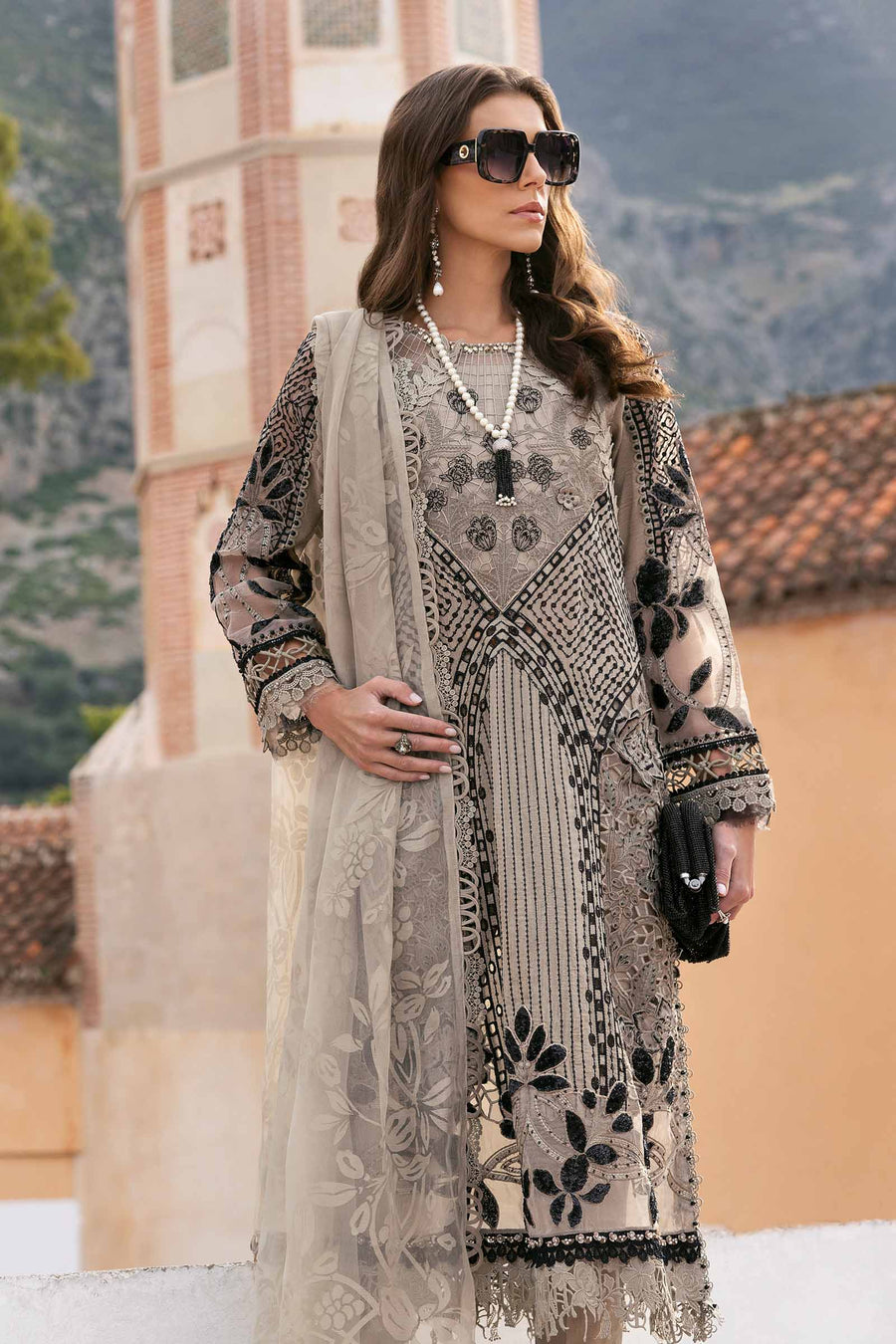 Shop the latest Luxury Lawn collection of Maria B Lawn 2025 Clothes Unstitched/ready 3 Piece Suits for Winter 2025 and also for Spring/Summer. Available for customisation at LebaasOnline. Maria B's latest lawn, digital print attire and MBROIDERED Pakistani Suits for Women in the UK, USA 