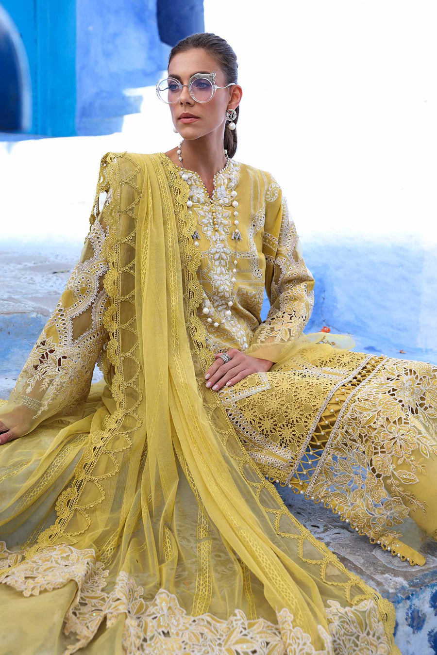 Shop the latest Luxury Lawn collection of Maria B Lawn 2025 Clothes Unstitched/ready 3 Piece Suits for Winter 2025 and also for Spring/Summer. Available for customisation at LebaasOnline. Maria B's latest lawn, digital print attire and MBROIDERED Pakistani Suits for Women in the UK, USA 