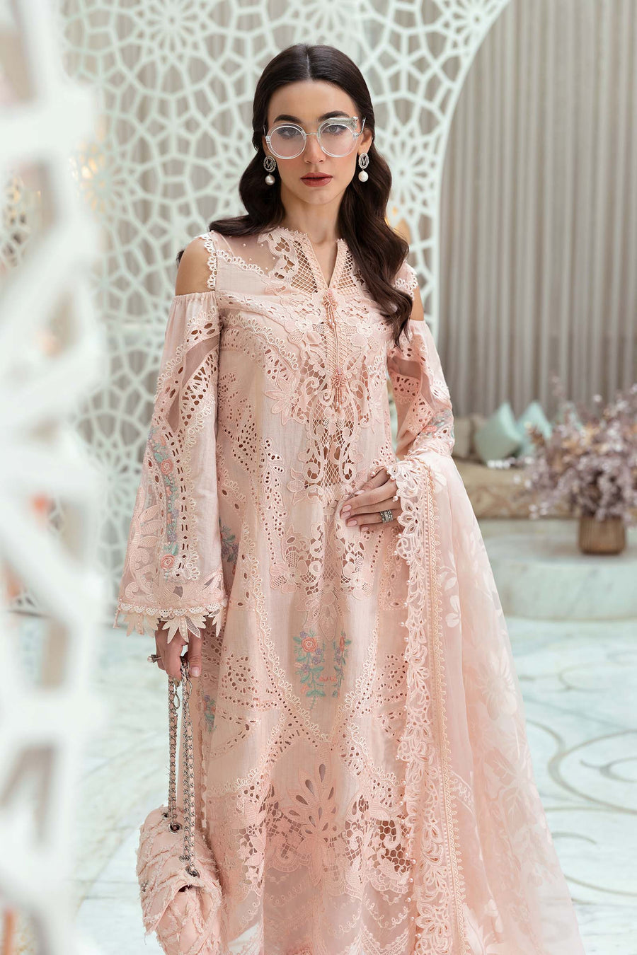 Shop the latest Luxury Lawn collection of Maria B Lawn 2025 Clothes Unstitched/ready 3 Piece Suits for Winter 2025 and also for Spring/Summer. Available for customisation at LebaasOnline. Maria B's latest lawn, digital print attire and MBROIDERED Pakistani Suits for Women in the UK, USA 
