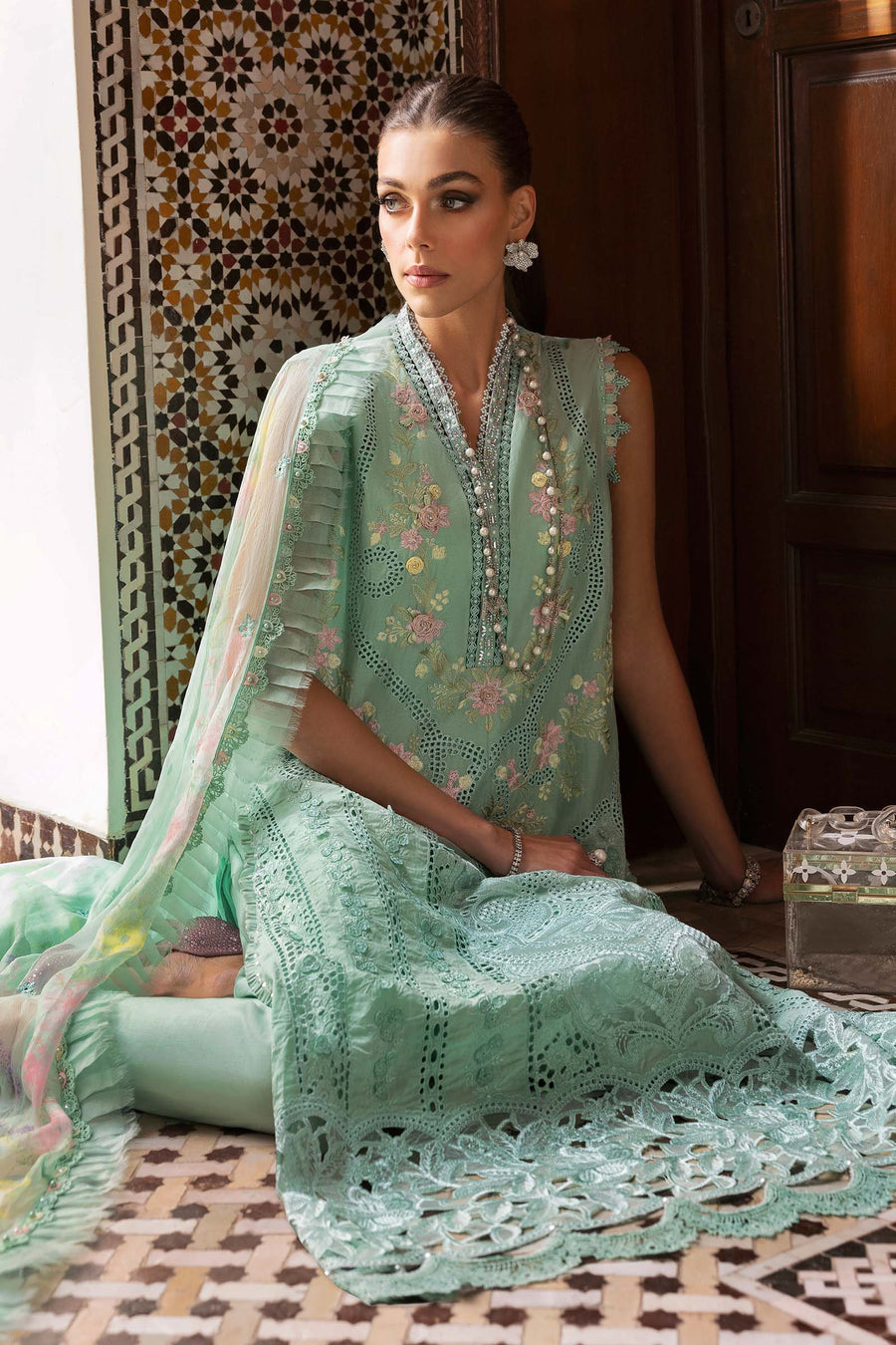 Shop the latest Luxury Lawn collection of Maria B Lawn 2025 Clothes Unstitched/ready 3 Piece Suits for Winter 2025 and also for Spring/Summer. Available for customisation at LebaasOnline. Maria B's latest lawn, digital print attire and MBROIDERED Pakistani Suits for Women in the UK, USA 